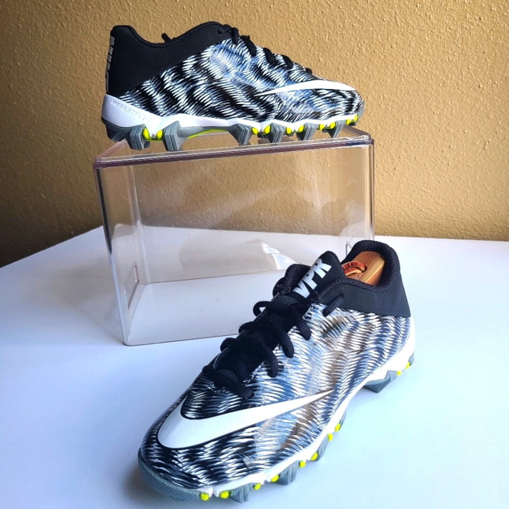 Nike Vapor FASTFLEX Baseball Cleats Shoes Black White 880326-010 youth Size 1Y